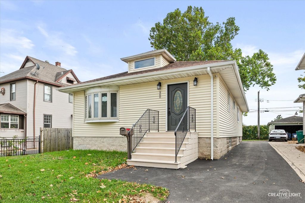 900 Cochrane Avenue, Joliet, IL 60436 — photo 2