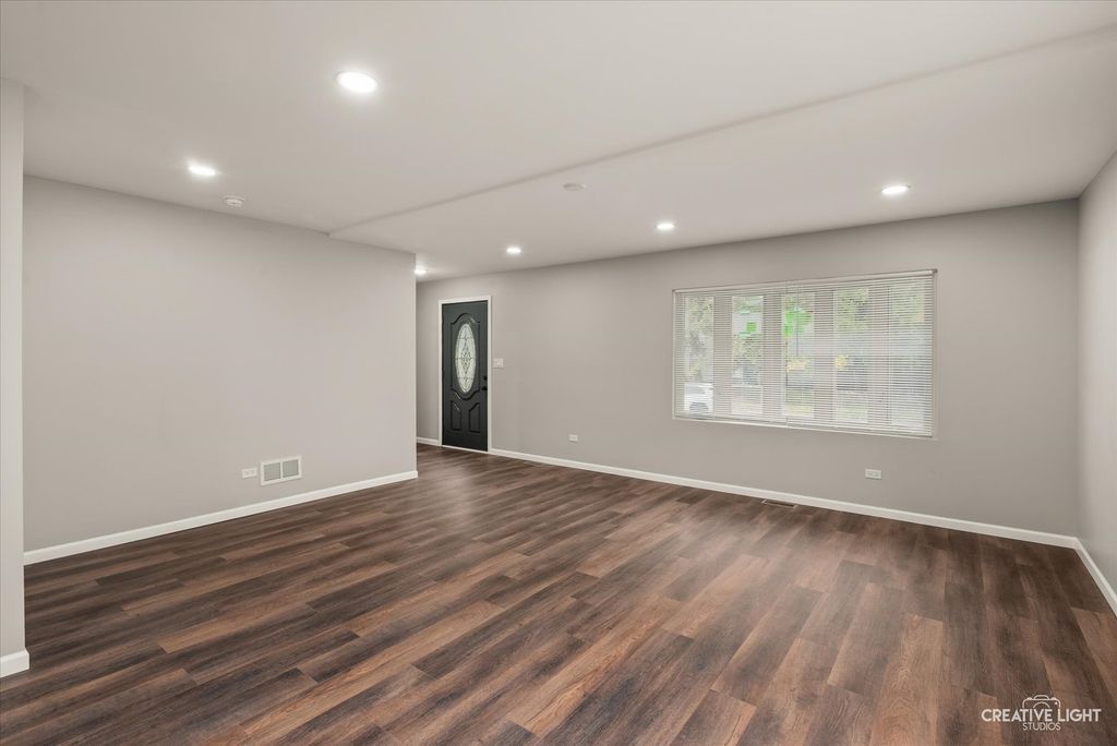 900 Cochrane Avenue, Joliet, IL 60436 — photo 4