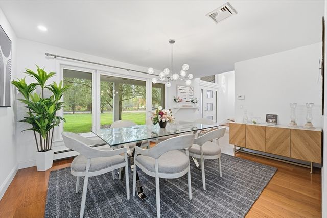 6 Lynbrook Rd, Southborough, MA 01772