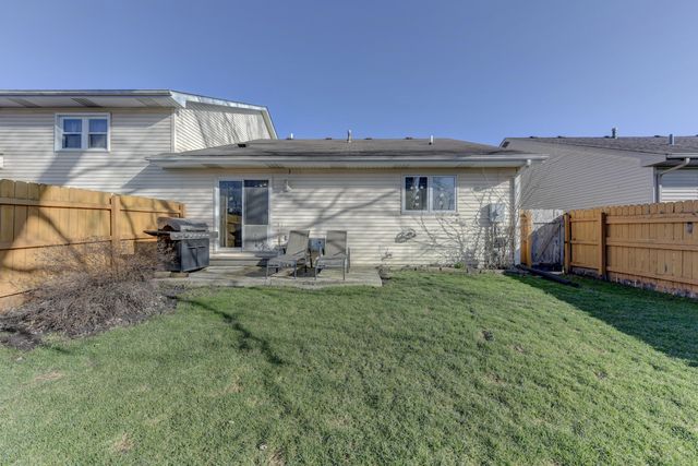 2626 41st Place, Highland, IN 46322