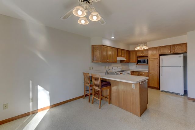 2626 41st Place, Highland, IN 46322