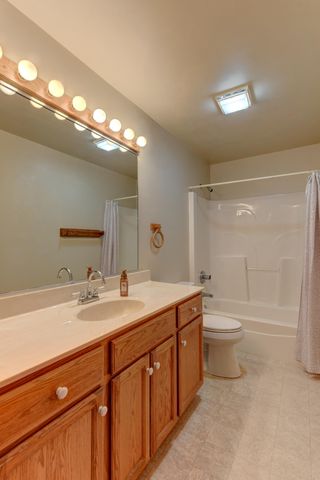 2626 41st Place, Highland, IN 46322