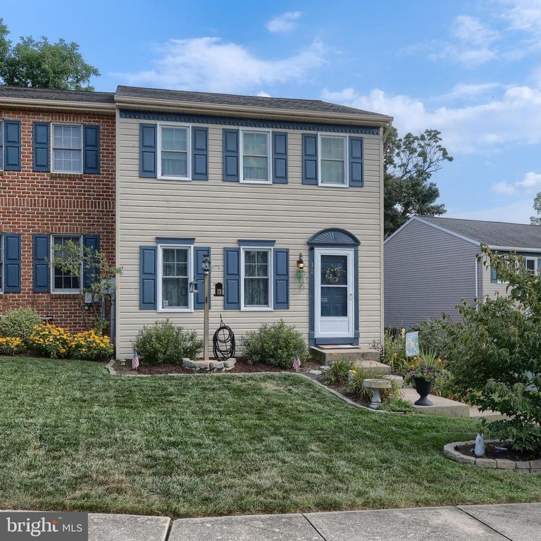 12 MICHAEL CT, Ephrata, PA 17522