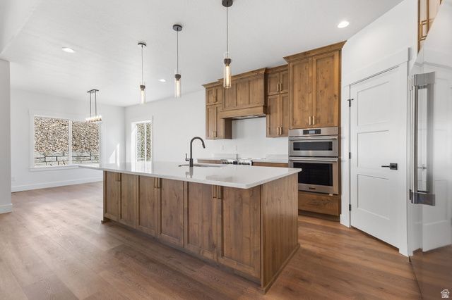 638 E MOUNTAIN RD, North Ogden, UT 84414