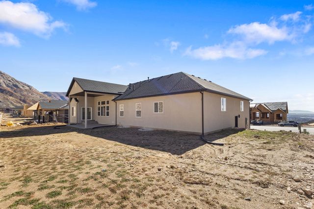 638 E MOUNTAIN RD, North Ogden, UT 84414