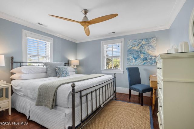 217 Turner Street, Beaufort, NC 28516
