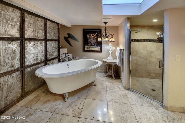 3033 N Pantano Road, Tucson, AZ 85750