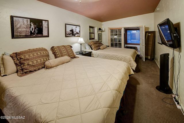 3033 N Pantano Road, Tucson, AZ 85750