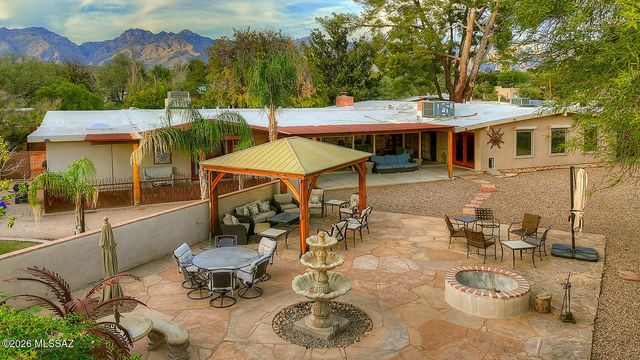 3033 N Pantano Road, Tucson, AZ 85750