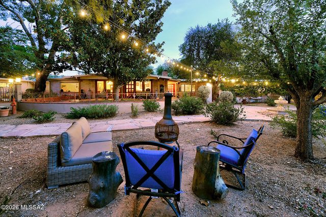 3033 N Pantano Road, Tucson, AZ 85750