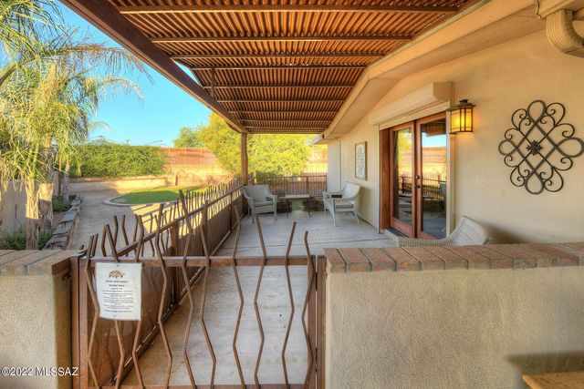 3033 N Pantano Road, Tucson, AZ 85750