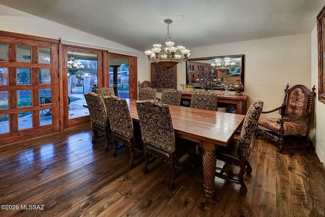 3033 N Pantano Road, Tucson, AZ 85750