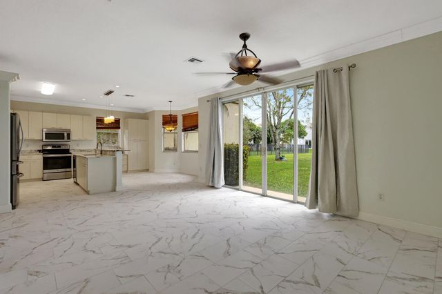 9960 Woodworth Court, Wellington, FL 33414