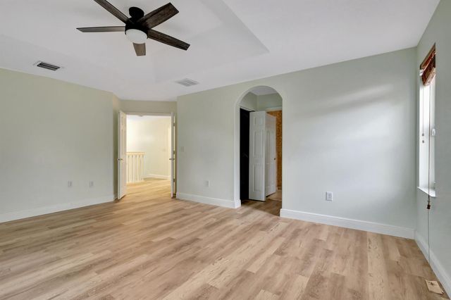 9960 Woodworth Court, Wellington, FL 33414