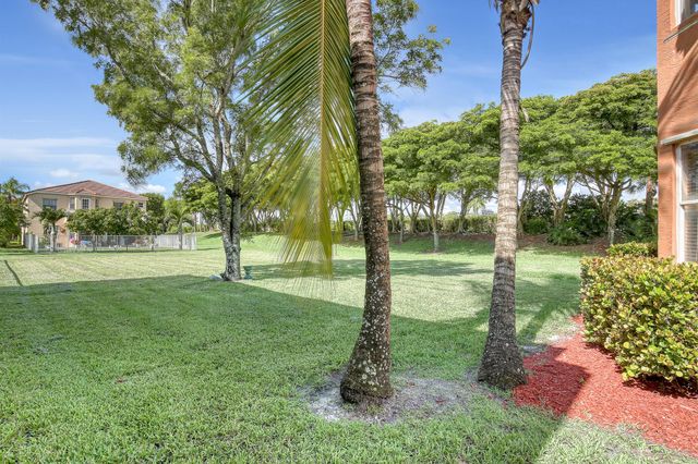 9960 Woodworth Court, Wellington, FL 33414