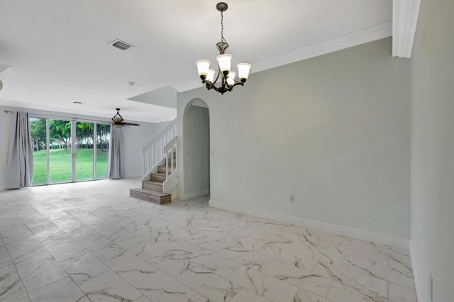 9960 Woodworth Court, Wellington, FL 33414