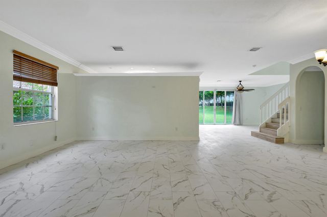 9960 Woodworth Court, Wellington, FL 33414