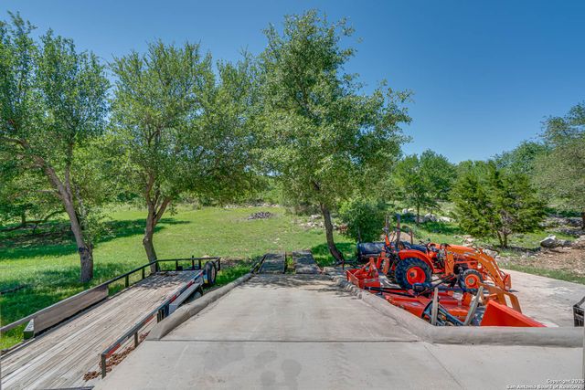 1253 Via Principale, New Braunfels, TX 78132