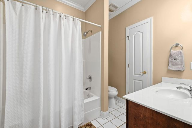 6817 Chiswick Drive, Chattanooga, TN 37421