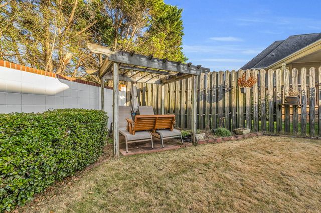 6817 Chiswick Drive, Chattanooga, TN 37421