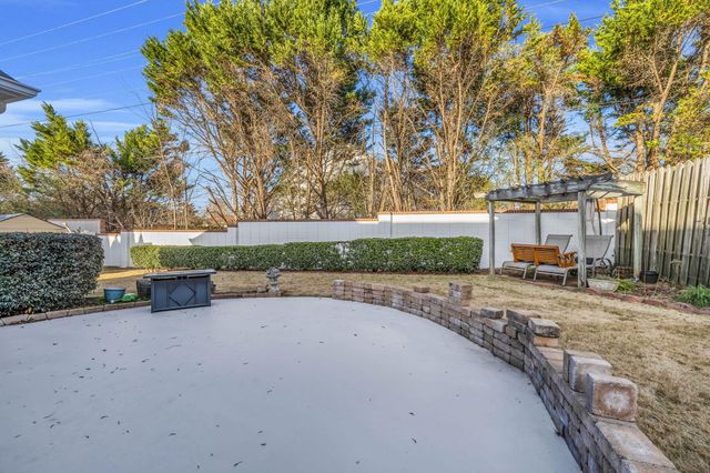 6817 Chiswick Drive, Chattanooga, TN 37421