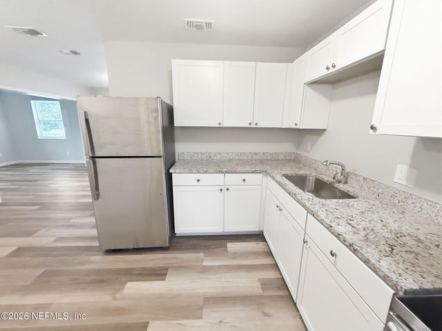 4823 DONNYBROOK Avenue, Jacksonville, FL 32208