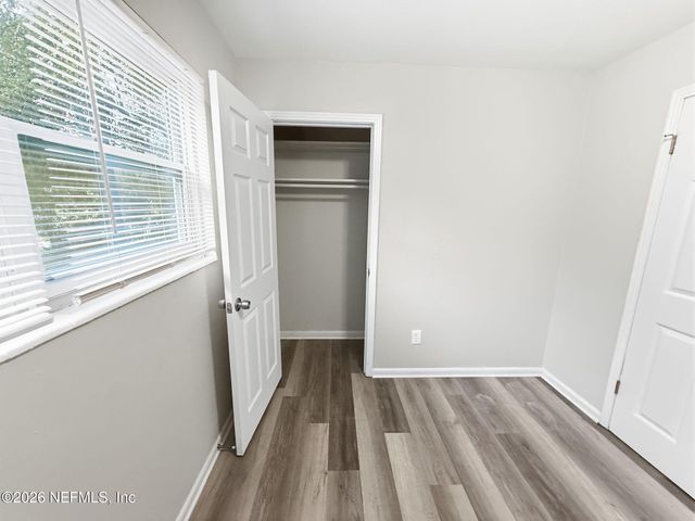 4823 DONNYBROOK Avenue, Jacksonville, FL 32208