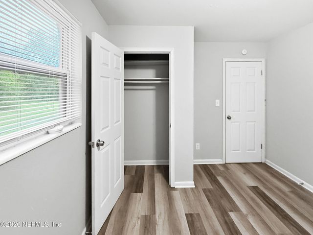 4823 DONNYBROOK Avenue, Jacksonville, FL 32208