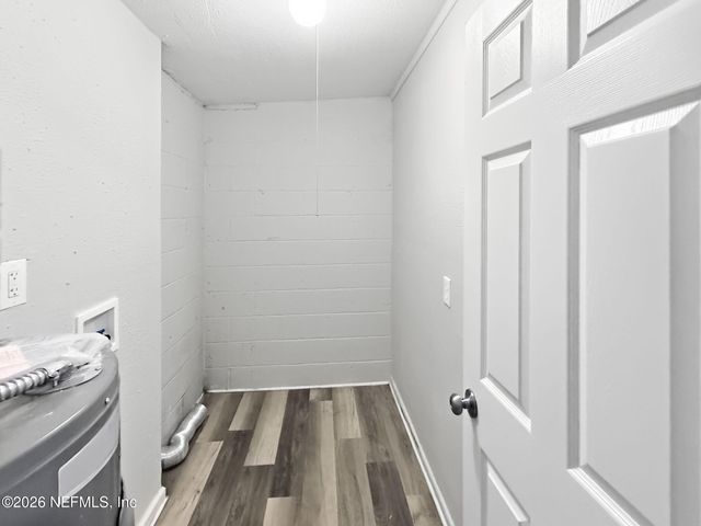 4823 DONNYBROOK Avenue, Jacksonville, FL 32208