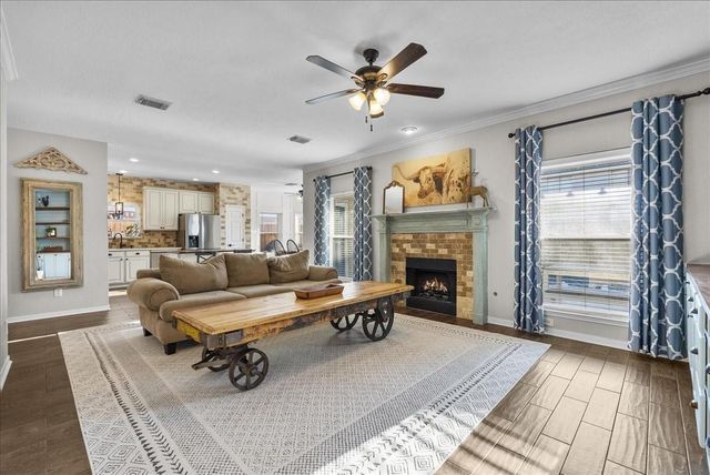 1819 Calypso Cove Court, Pasadena, TX 77586