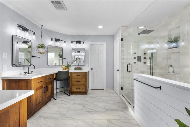 1819 Calypso Cove Court, Pasadena, TX 77586