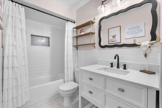 1819 Calypso Cove Court, Pasadena, TX 77586