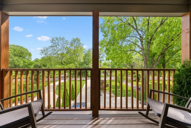 1706B Stokes Ln, Nashville, TN 37215