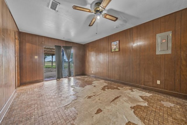 2432 Fm 55, Waxahachie, TX 75165