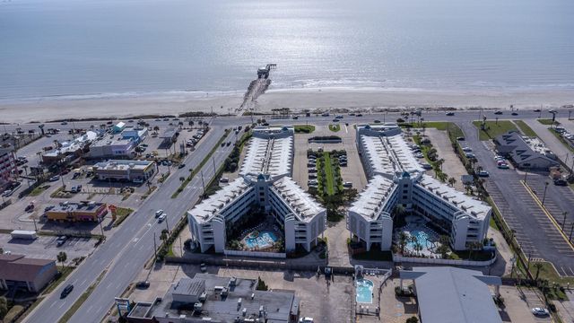 6102 Seawall Boulevard 140, Galveston, TX 77551