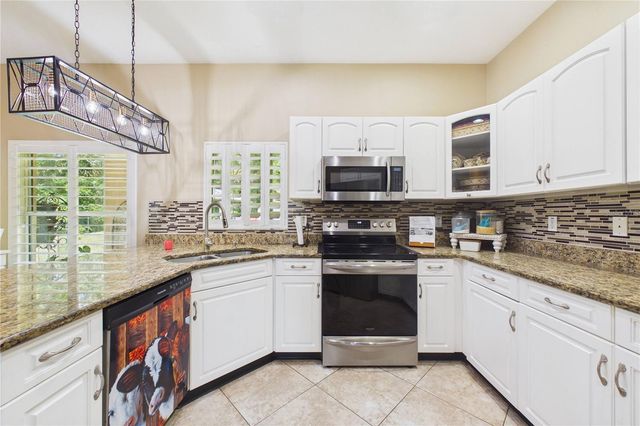 49 FANSHAWE LANE, Palm Coast, FL 32137