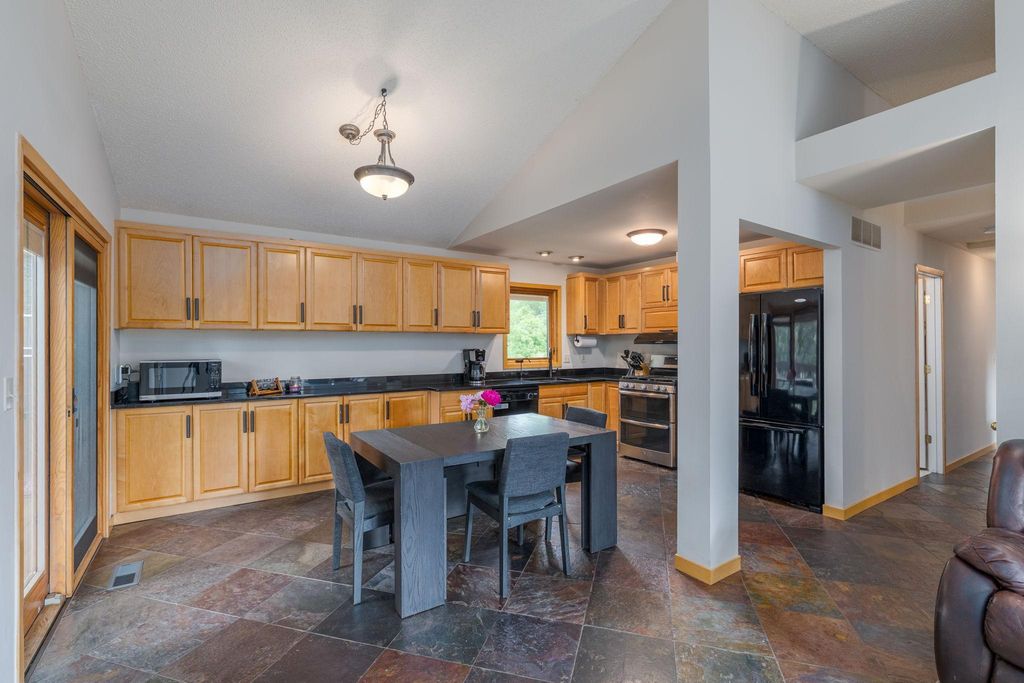 2840 Mayflower Avenue, Minnetonka, MN 55305 — photo 3