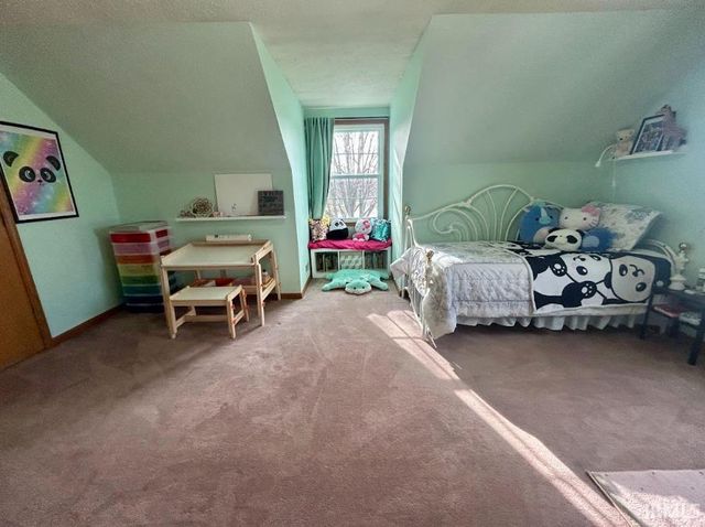 776 W Harsax Drive, Upland, IN 46989