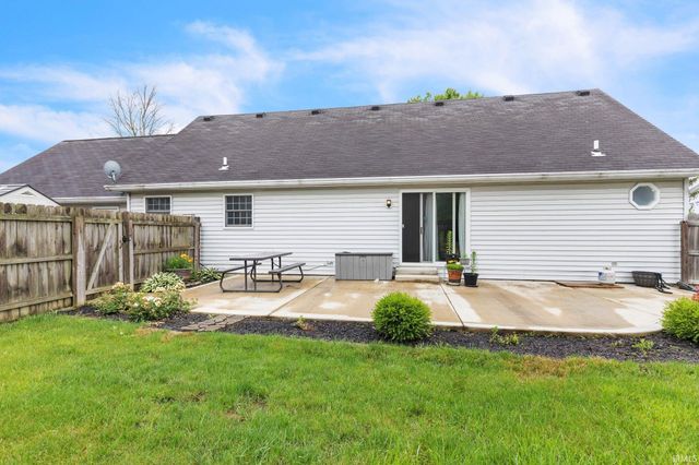 776 W Harsax Drive, Upland, IN 46989