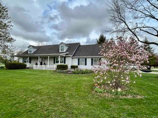 776 W Harsax Drive, Upland, IN 46989