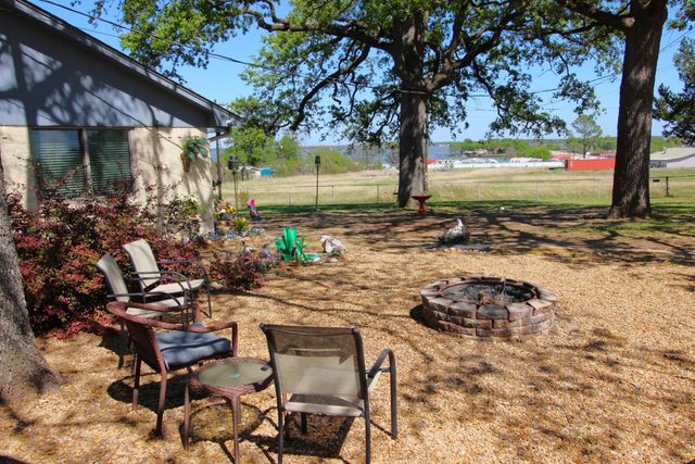 205 Mason Drive, Seven Points, TX 75143