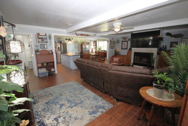 205 Mason Drive, Seven Points, TX 75143