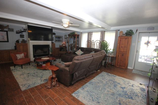 205 Mason Drive, Seven Points, TX 75143