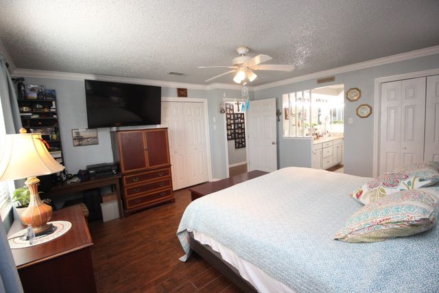 205 Mason Drive, Seven Points, TX 75143