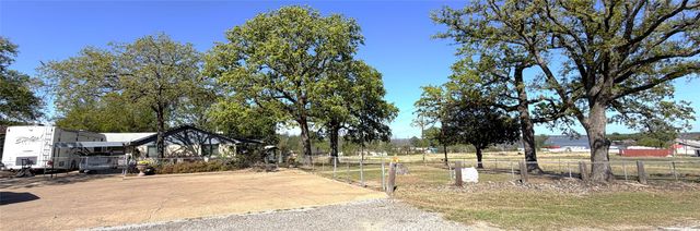 205 Mason Drive, Seven Points, TX 75143