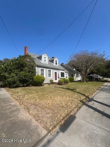 2812 Evans Street, Morehead City, NC 28557