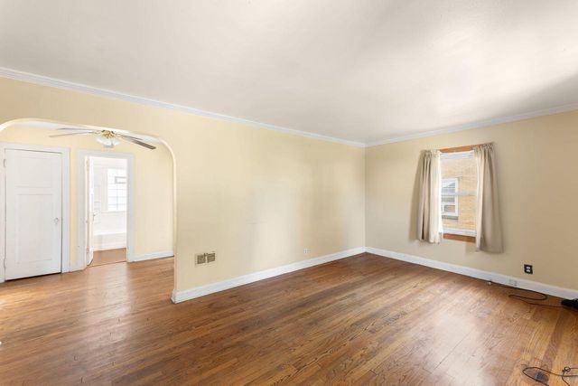 5876 N 42nd STREET, Milwaukee, WI 53209