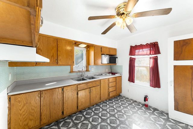 5876 N 42nd STREET, Milwaukee, WI 53209