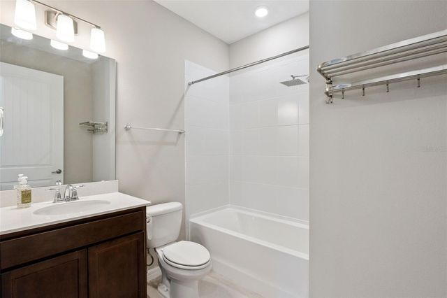 2766 PURPLE MEADOW COURT, Minneola, FL 34715