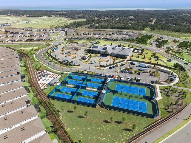 2766 PURPLE MEADOW COURT, Minneola, FL 34715